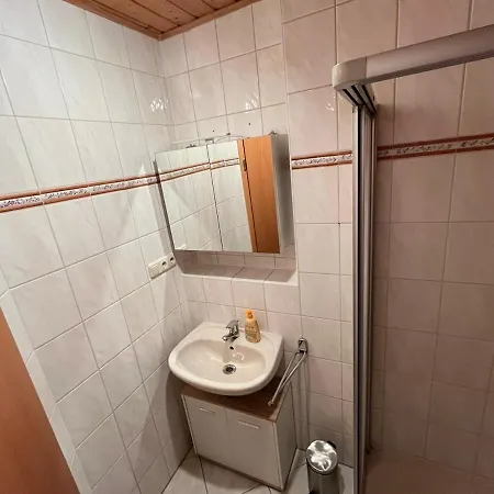 Grosses Haus Bei Muenchen Mit 4 Schlafzimmern Fuer Bis Zu 10 Personen Semesterbostad *