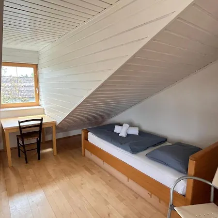 Grosses Haus Bei Muenchen Mit 4 Schlafzimmern Fuer Bis Zu 10 Personen *