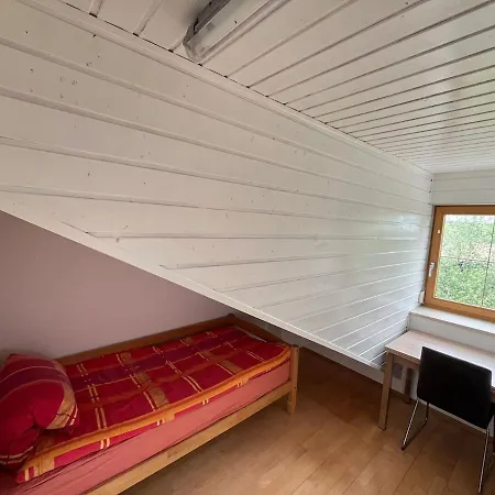 Semesterbostad Grosses Haus Bei Muenchen Mit 4 Schlafzimmern Fuer Bis Zu 10 Personen *