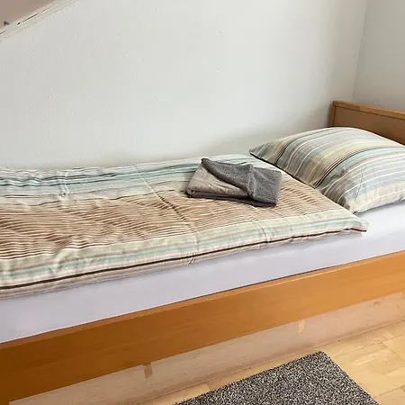 度假居 Grosses Haus Bei Muenchen Mit 4 Schlafzimmern Fuer Bis Zu 10 Personen *